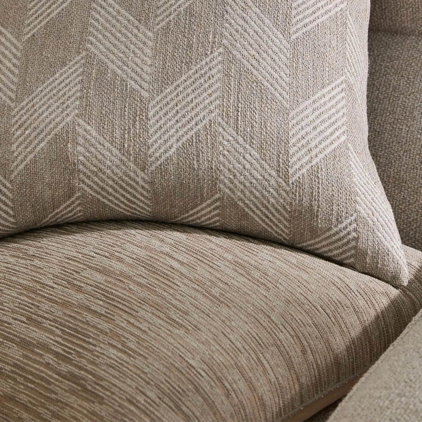 Skorter | Dania Cushions - Oysters