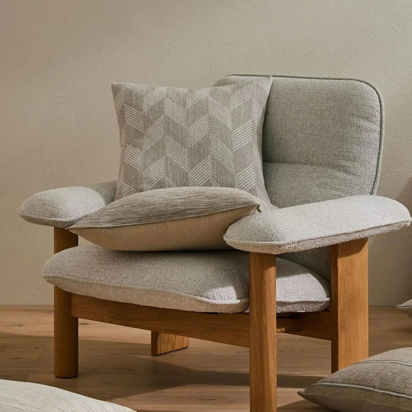 Skorter | Dania Cushions - Oysters