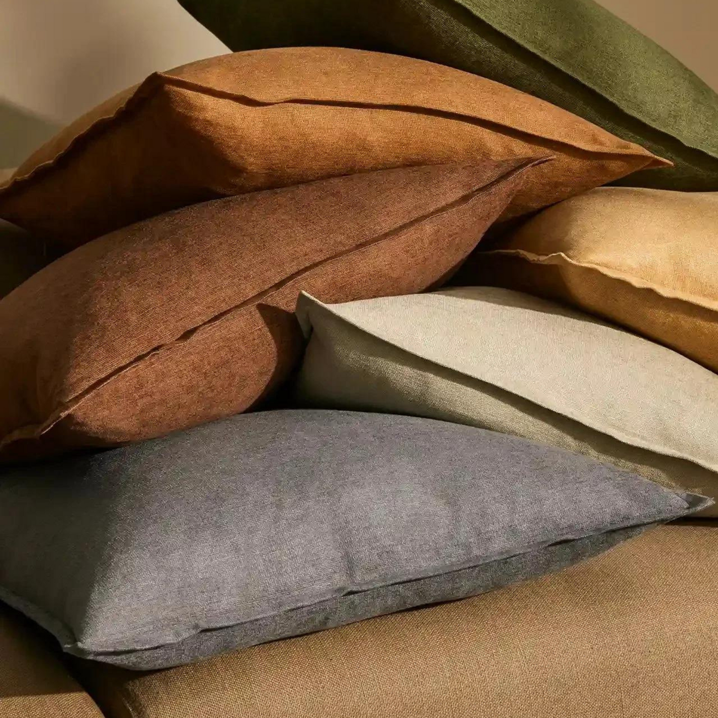 Skorter | Fiore Cushion 40cm x 60cm - Toffee