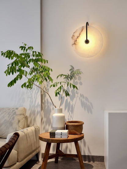 Skorter | Vit Alabaster Vägglampa