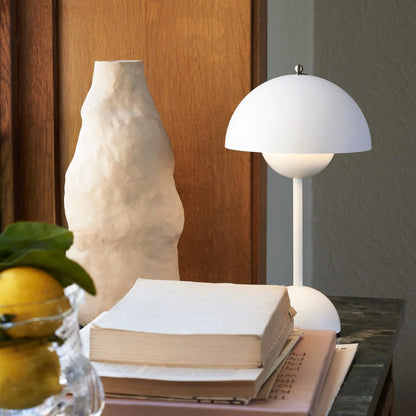 Skorter | SolarFlare - LED table lamp for a cozy interior