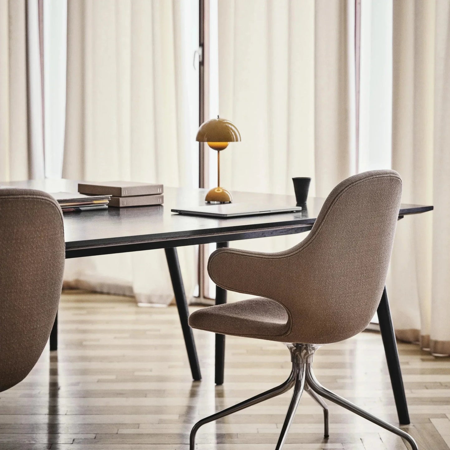 Skorter | SolarFlare - LED table lamp for a cozy interior