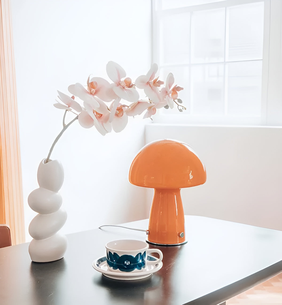 Skorter | GlowMush – Scandinavian table lamp with artistic warmth