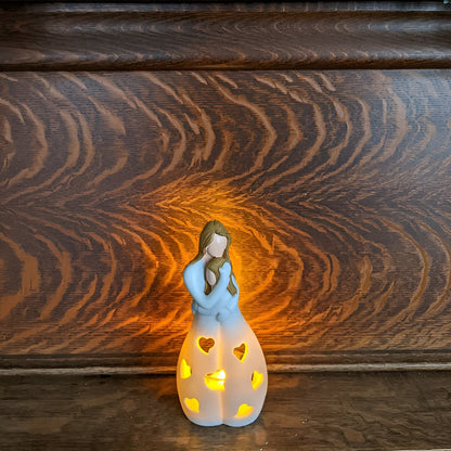 Skorter | Embracing Mother Daughter Figure Flickering Candle Holder - LoveGlow