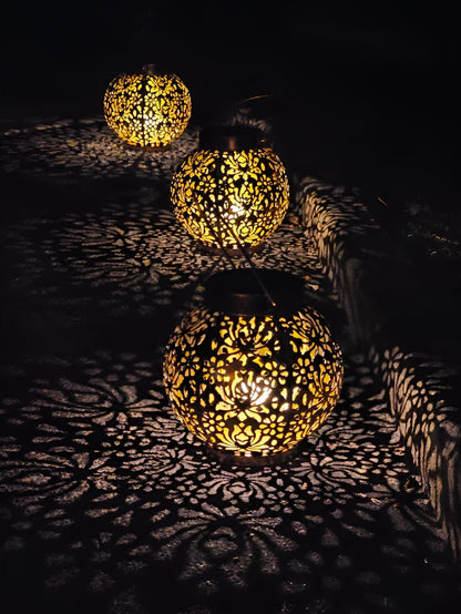 Skorter | AquaGlow – Waterproof Solar LED Garden Hanging Light