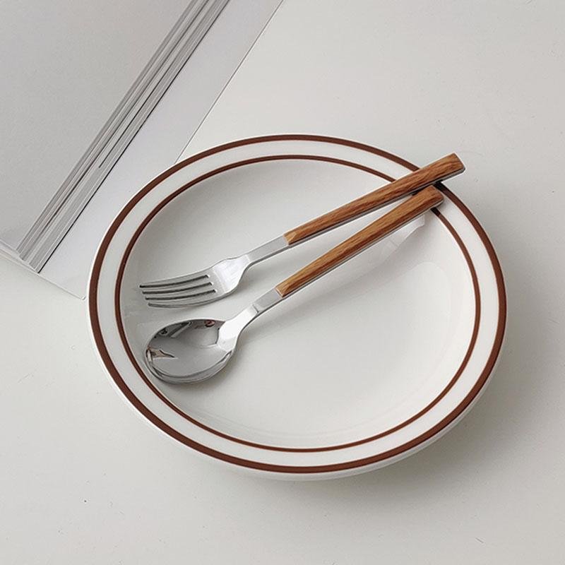 Skorter | 3-piece Stainless Steel Cutlery Set with Wooden Handle