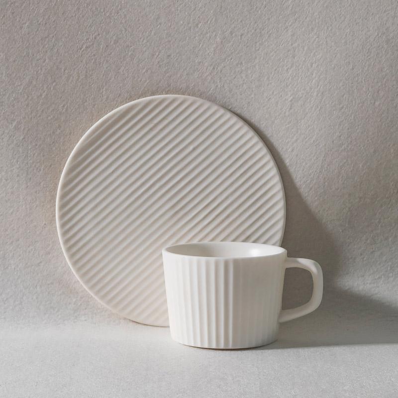 Skorter | 2/4/6-piece White Gray Stoneware Coffee Cup Set