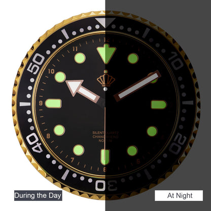 Skorter | Tyst lysande väggklocka