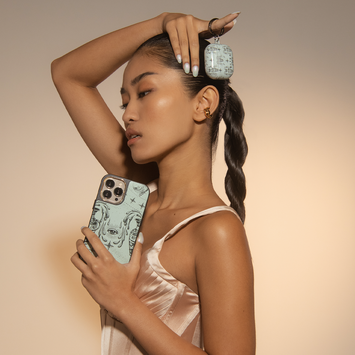 Skorter | Aquarius - iPhone 13 case