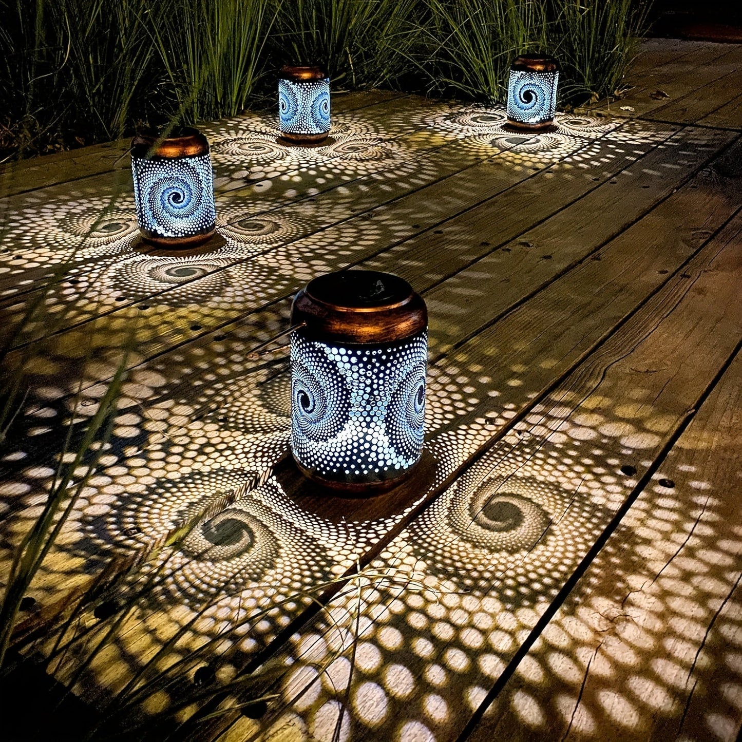 Skorter | SolarLantern - Hanging Solar Lamps for Outdoors, Hollow Metal LED Lamps