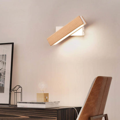 Skorter | Adjustable Wooden LED Wall Light - Jasper