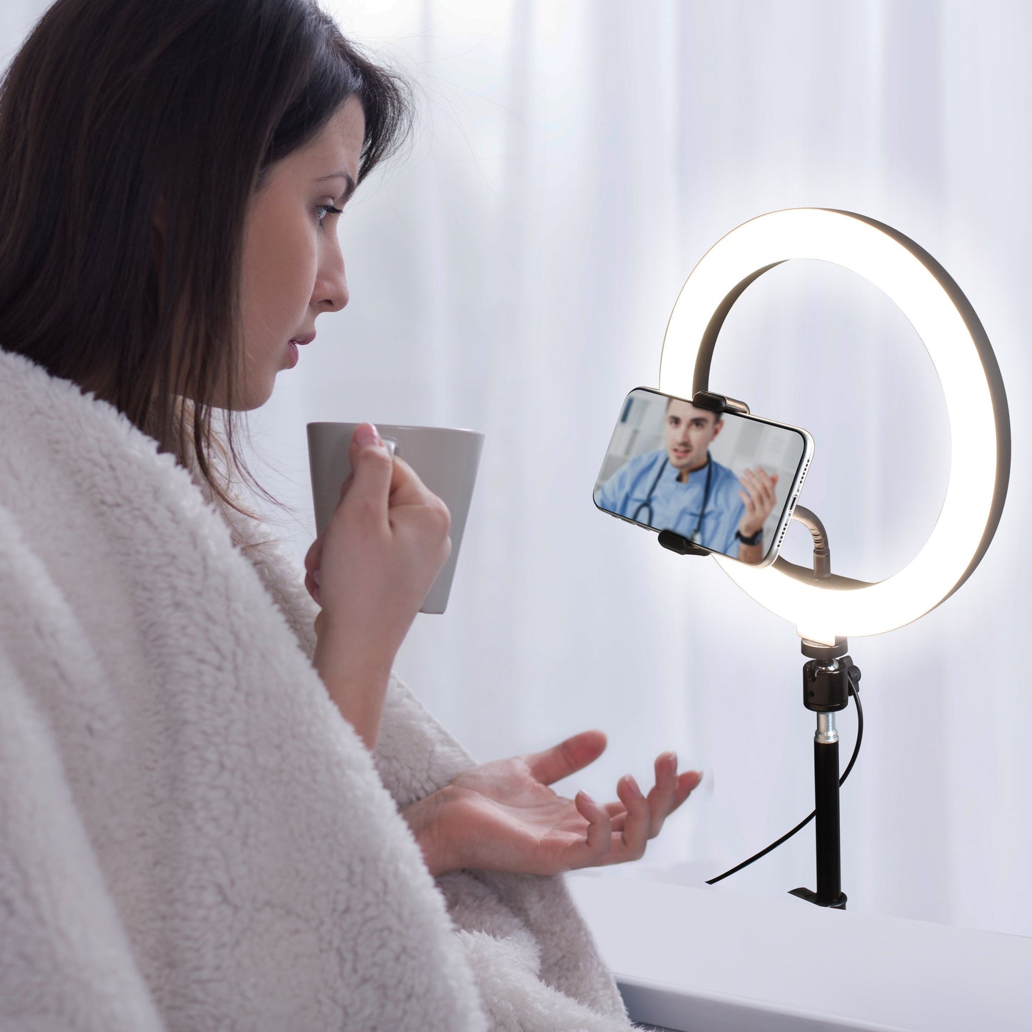 Skorter | Aduro U-Stream Home Streaming Studio with 10" Ring Light and Stand