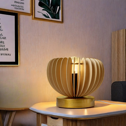 Skorter | LumiFantasy - Modern Fantasy Table Lamp, USB-Powered