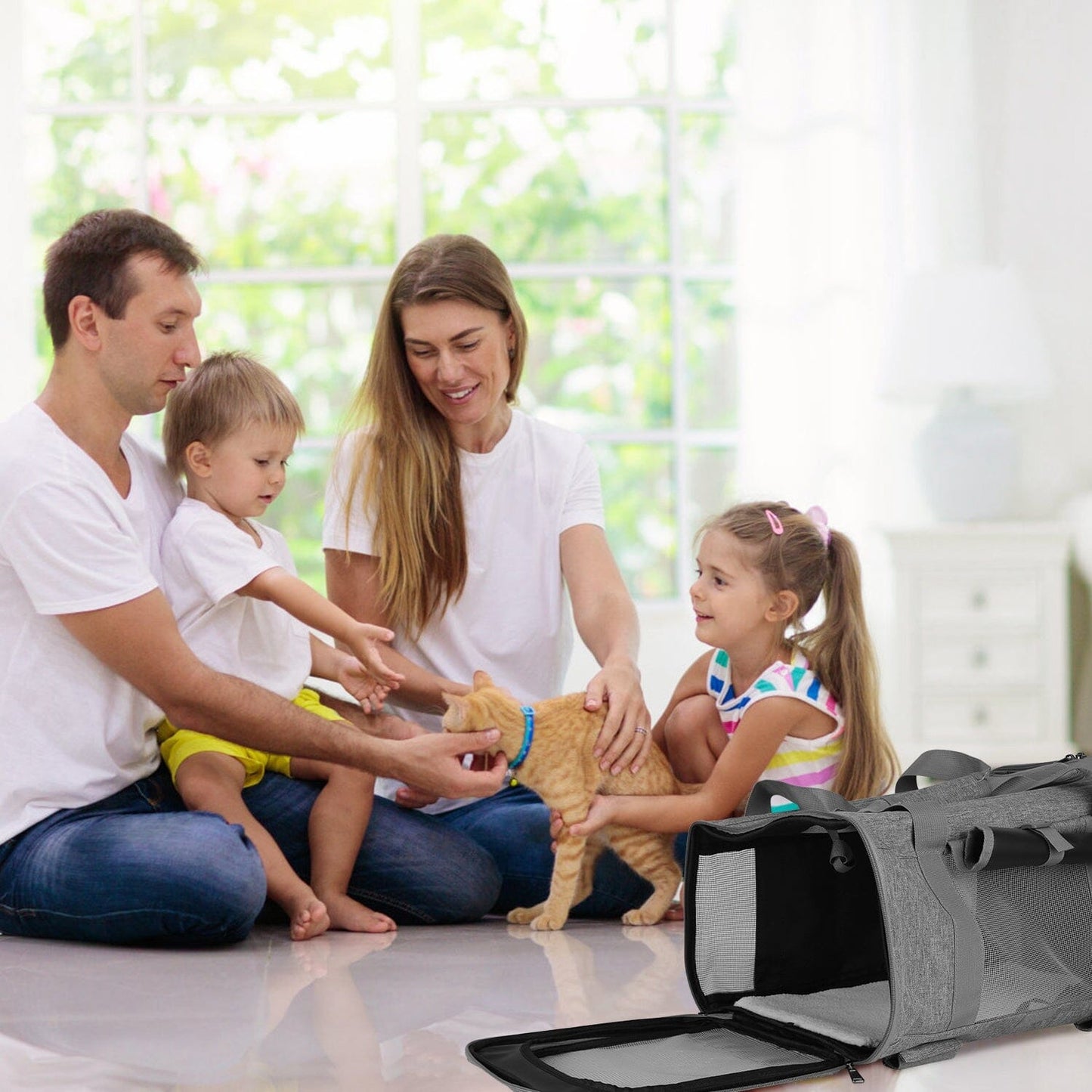 Skorter | Fly approved rolling pet carrier with telescopic handle shoulder strap