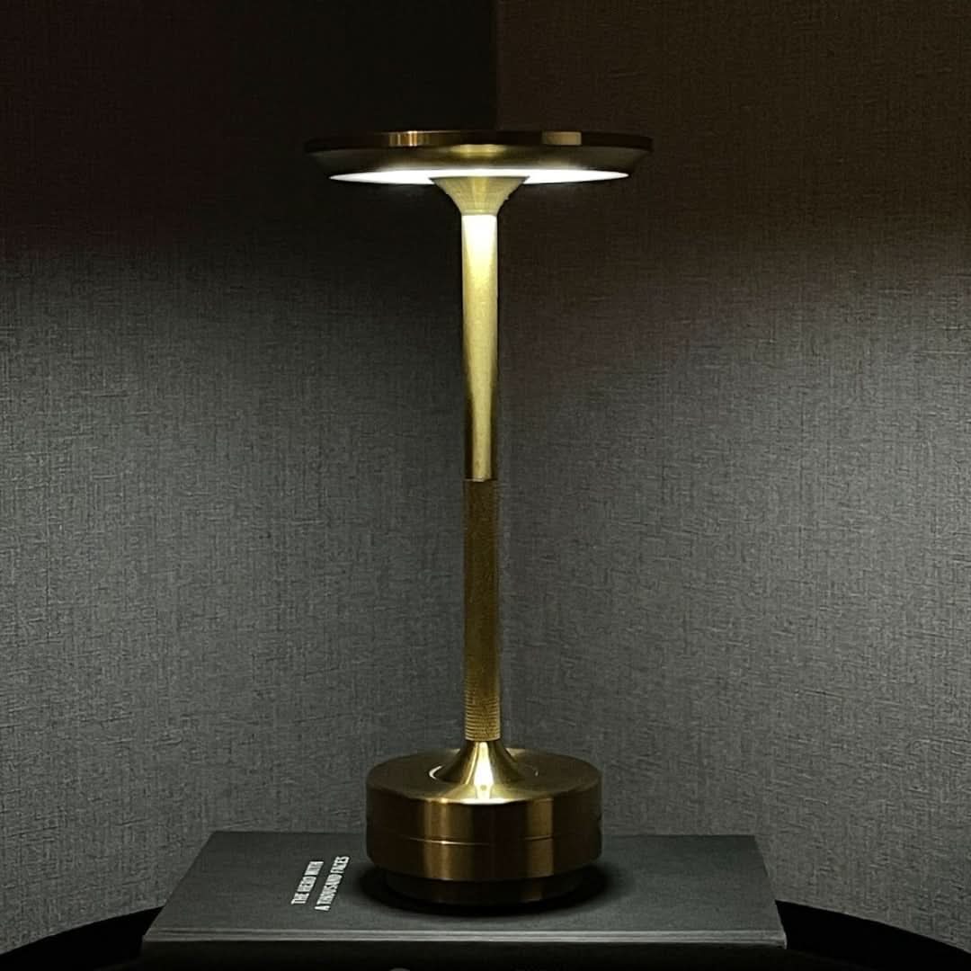 Skorter | Ambient | Metal Wireless Table Lamp