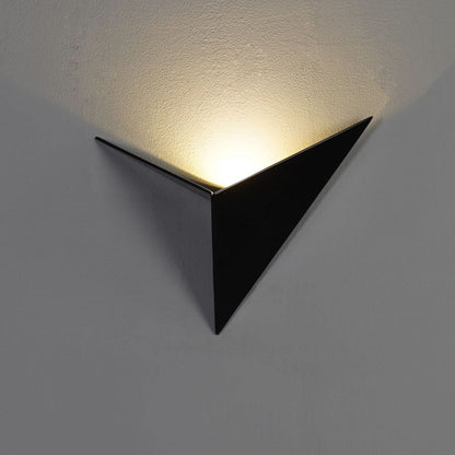 Skorter | Modern LED Triangular Wall Lamp for Stylish Interiors