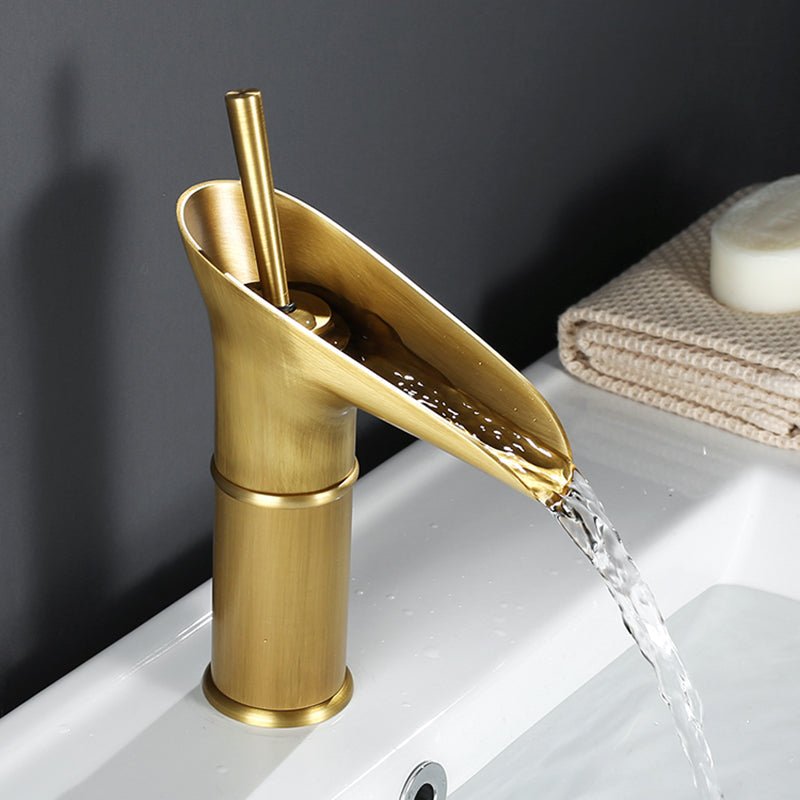 Skorter | AquaFalls – Antique Waterfall Basin Faucet in Brass with Bronze Finish