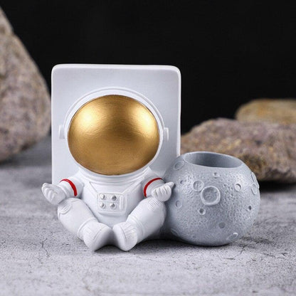 Skorter | Astronaut Phone Holder