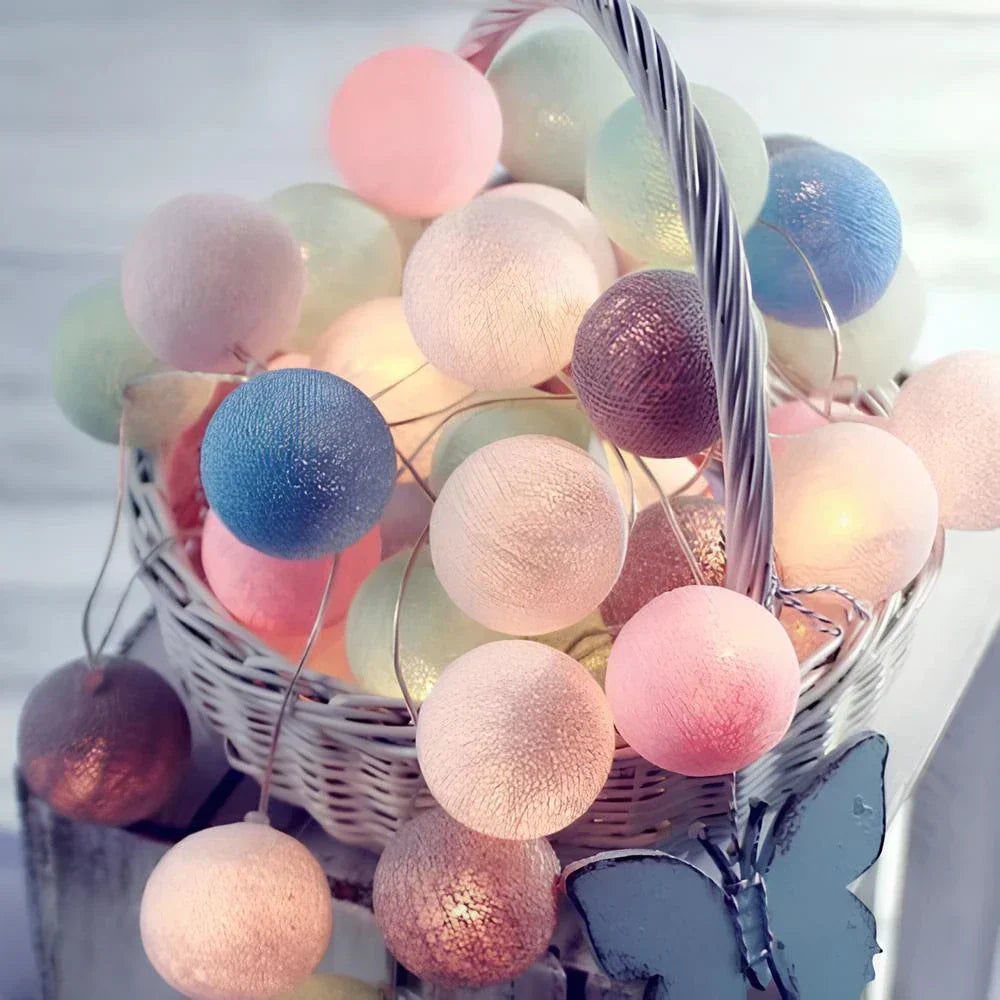 Skorter | Atmospheric Ball String Lights - LumaBreeze