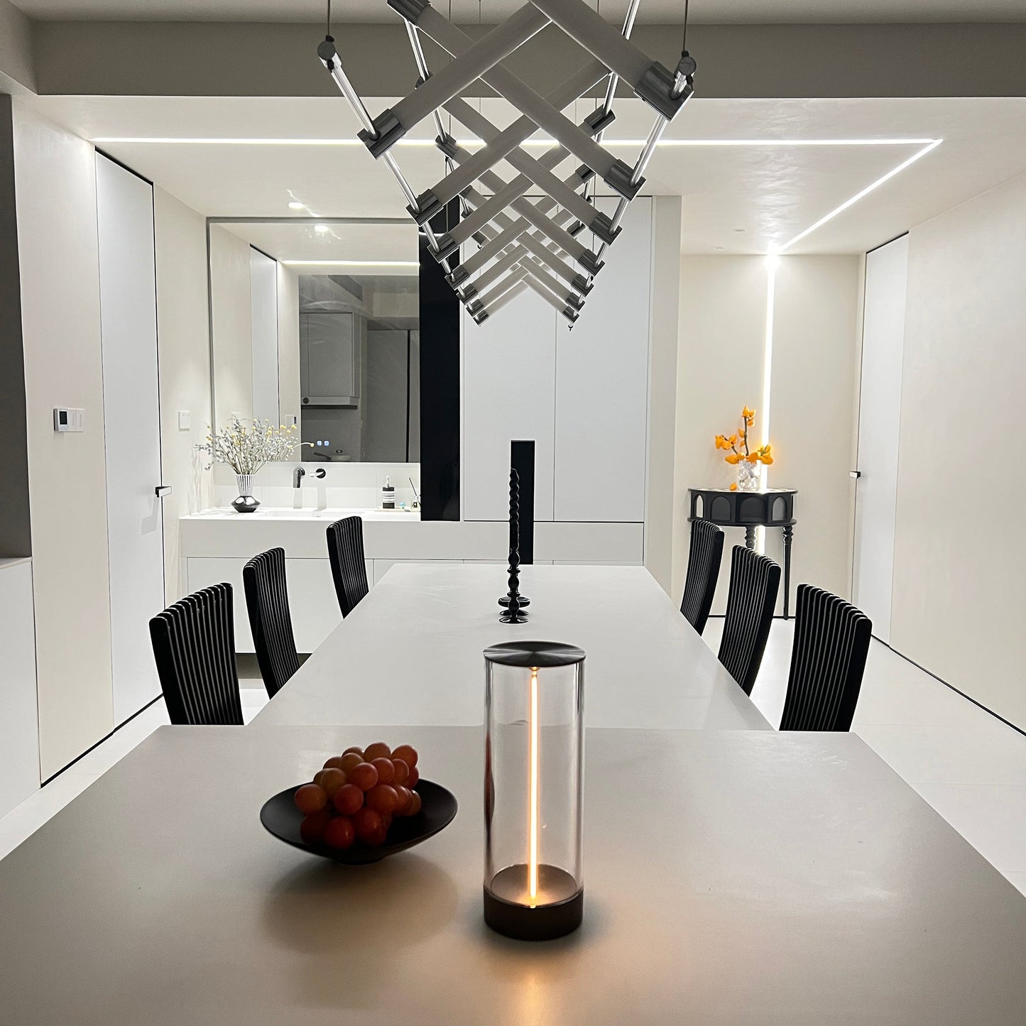 Skorter | Lustre Glow Wireless Lamp – Modern Rechargeable Night Light with 3-Level Dimming