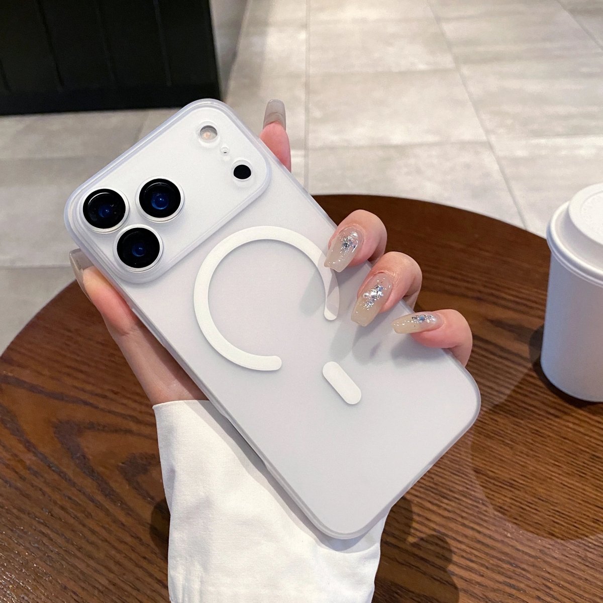 Skorter | AURACLEAR – Ultra-Thin Matte Clear MagSafe Case for iPhone