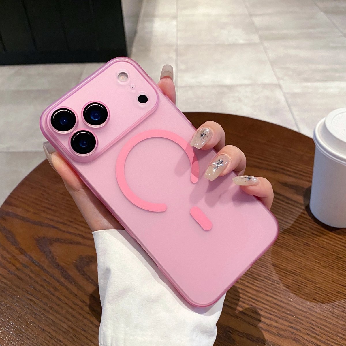 Skorter | AURACLEAR – Ultra-Thin Matte Clear MagSafe Case for iPhone