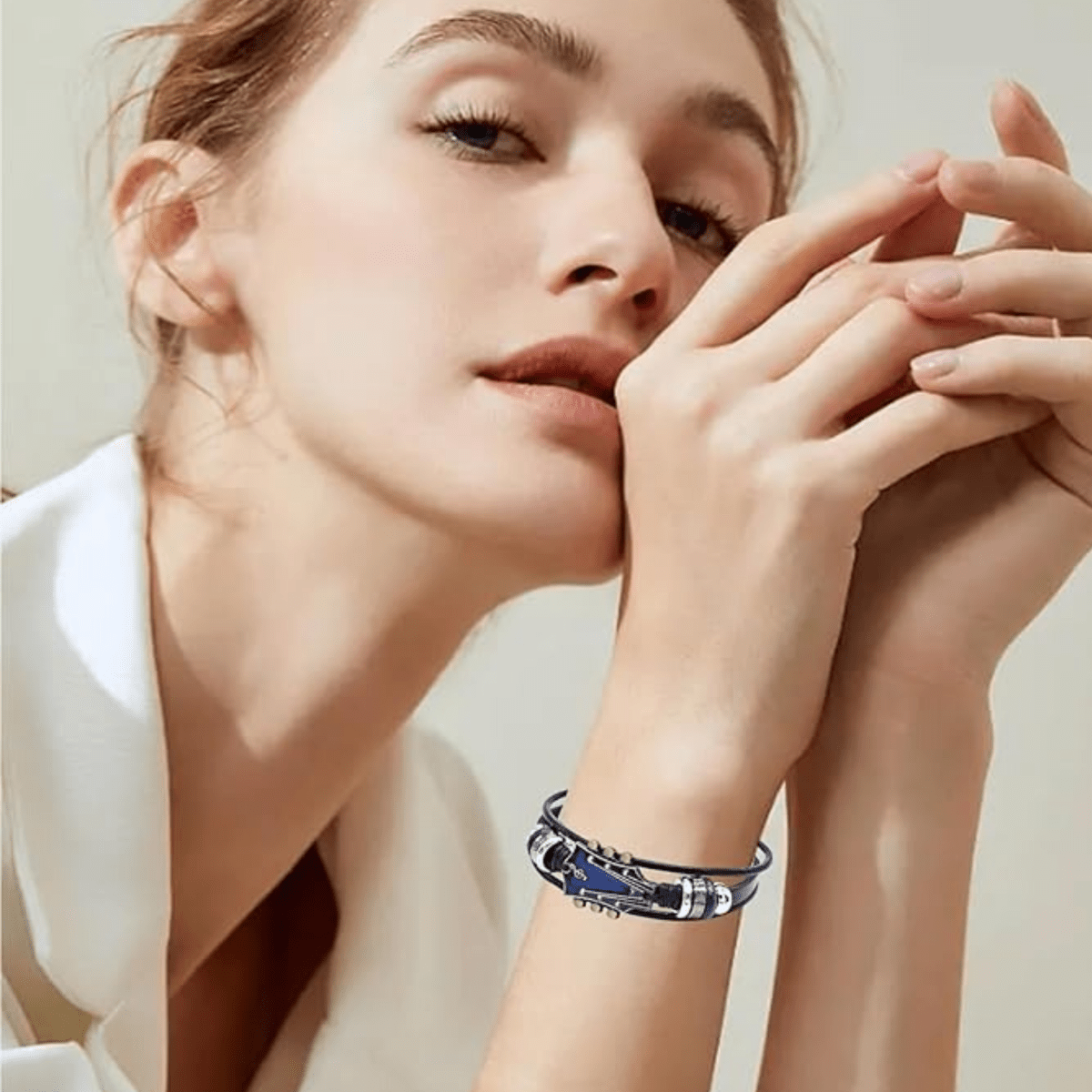 Skorter | AXECHORD – Guitar Leather Bracelet with Vintage-Inspired Design