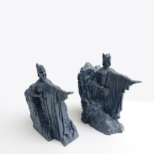Skorter | Bookend Sculpture – Vintage Multifunctional Resin Figure for Office, Bookshelf and Decoration