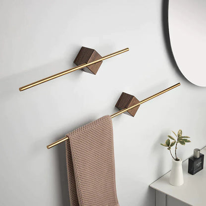 Skorter | Bath Wonder Towel Holder