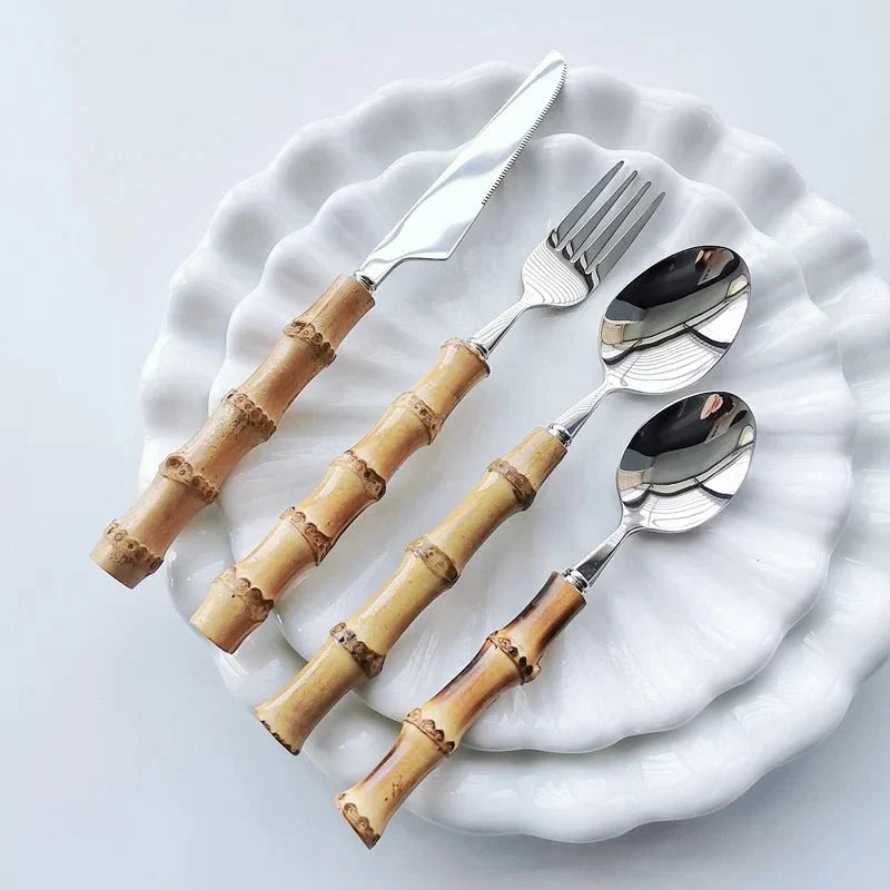 Skorter | Bamboo Handle Cutlery Set Made of Stainless Steel