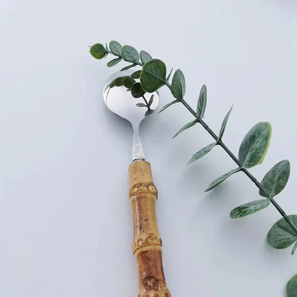 Skorter | Bamboo Handle Cutlery Set Made of Stainless Steel
