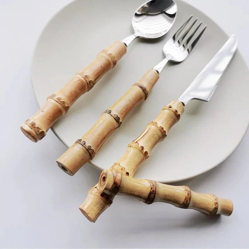 Skorter | Bamboo Handle Cutlery Set Made of Stainless Steel