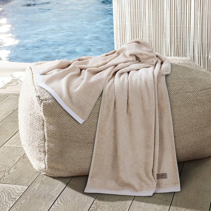 Skorter | Bambora Plush Bath Towel | Extra-soft bamboo fabric for spa, gym, and home use