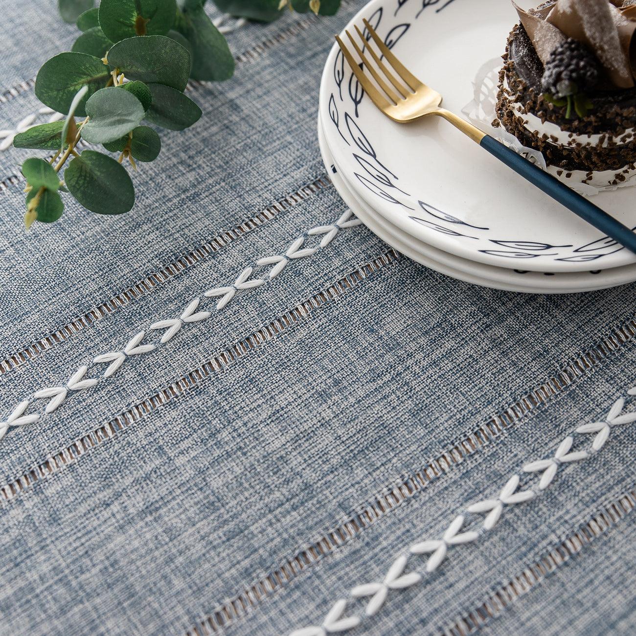 Skorter | Batillo Linen Tablecloth | Tablecloth, Indoor & Outdoor