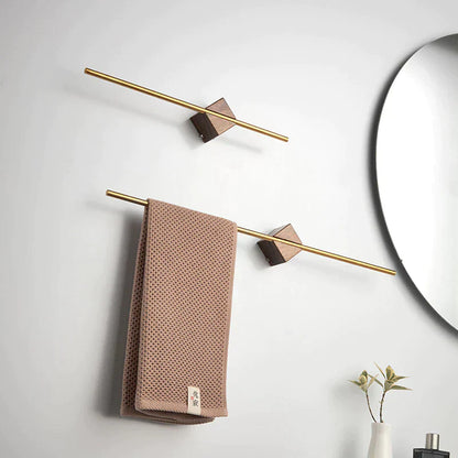 Skorter | Bath Wonder Towel Holder