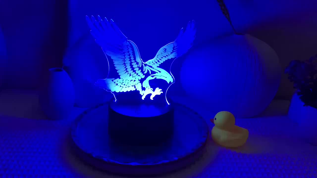 Skorter | EagleLight - 3D LED Night Light with Touch Control, 7 Colors USB Table Lamp