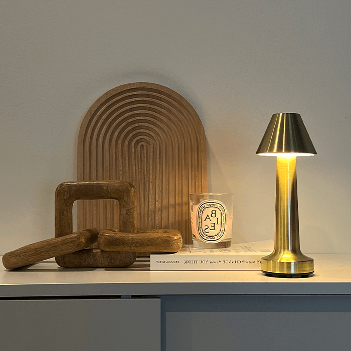 Skorter | Bella Modern Wireless Table Lamp