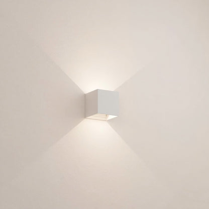 Skorter | LumenGuard - Modern Wall Lamp