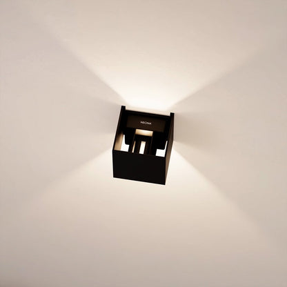 Skorter | LumenGuard - Modern Wall Lamp