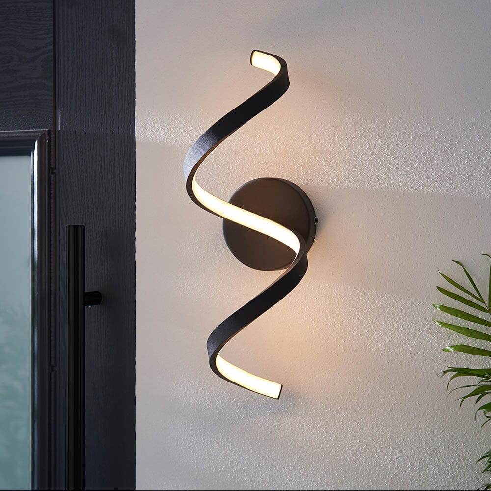 Skorter | Black LED Twisted Outdoor Wall Lamp