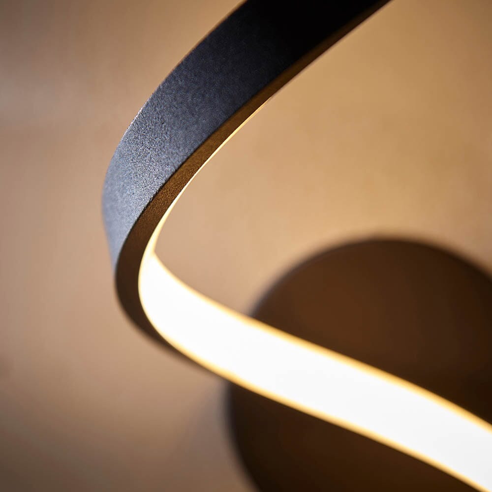 Skorter | Black LED Twisted Outdoor Wall Lamp