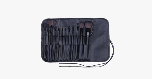 Skorter | 12-piece professional black brush set – Enjoy a makeup experience that makes blending easy