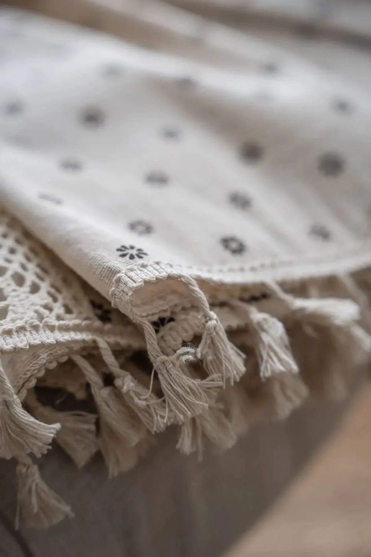 Skorter | BOHO BREEZE | MINIMALIST CURTAIN