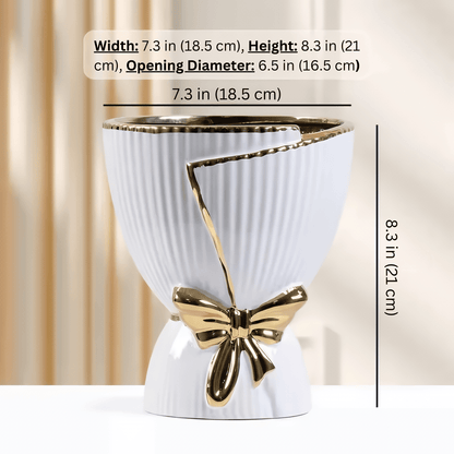 Skorter | BOLD BOW VASE | MODERN VASE