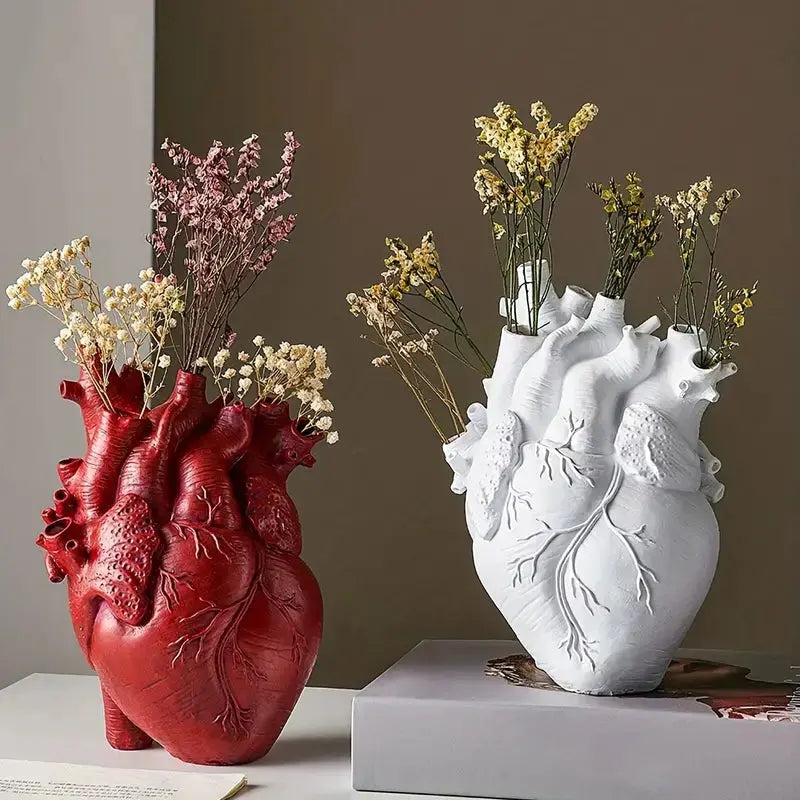 Skorter | Dorsø - Ceramic Heart Vase