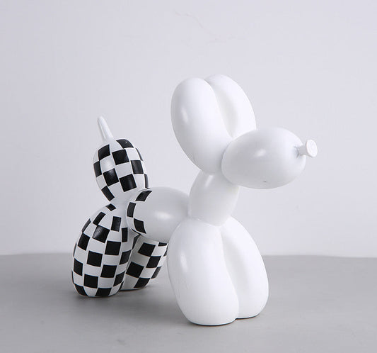 Skorter | Black and white balloon dog
