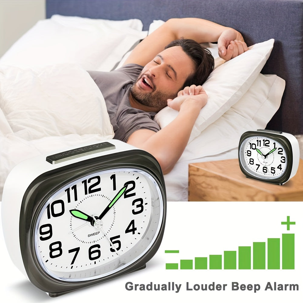 Skorter | TravelTime - Silent Non-Ticking Alarm Clock with Night Light