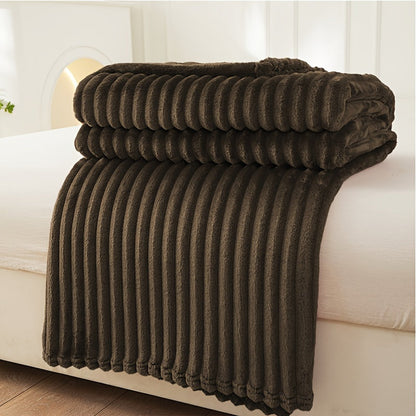 Skorter | Thick Striped Plush Rug - Soft and Skin-Friendly Sofa Blanket, Multifunctional Nap Rug