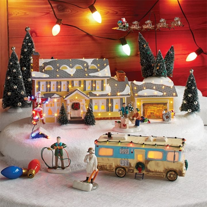Skorter | National Lampoon’s Christmas Vacation-Inspired Ceramic Village