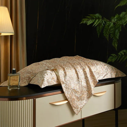 Skorter | Caressence – Mulberry Silk Pillowcase for Luxurious Sleep Comfort